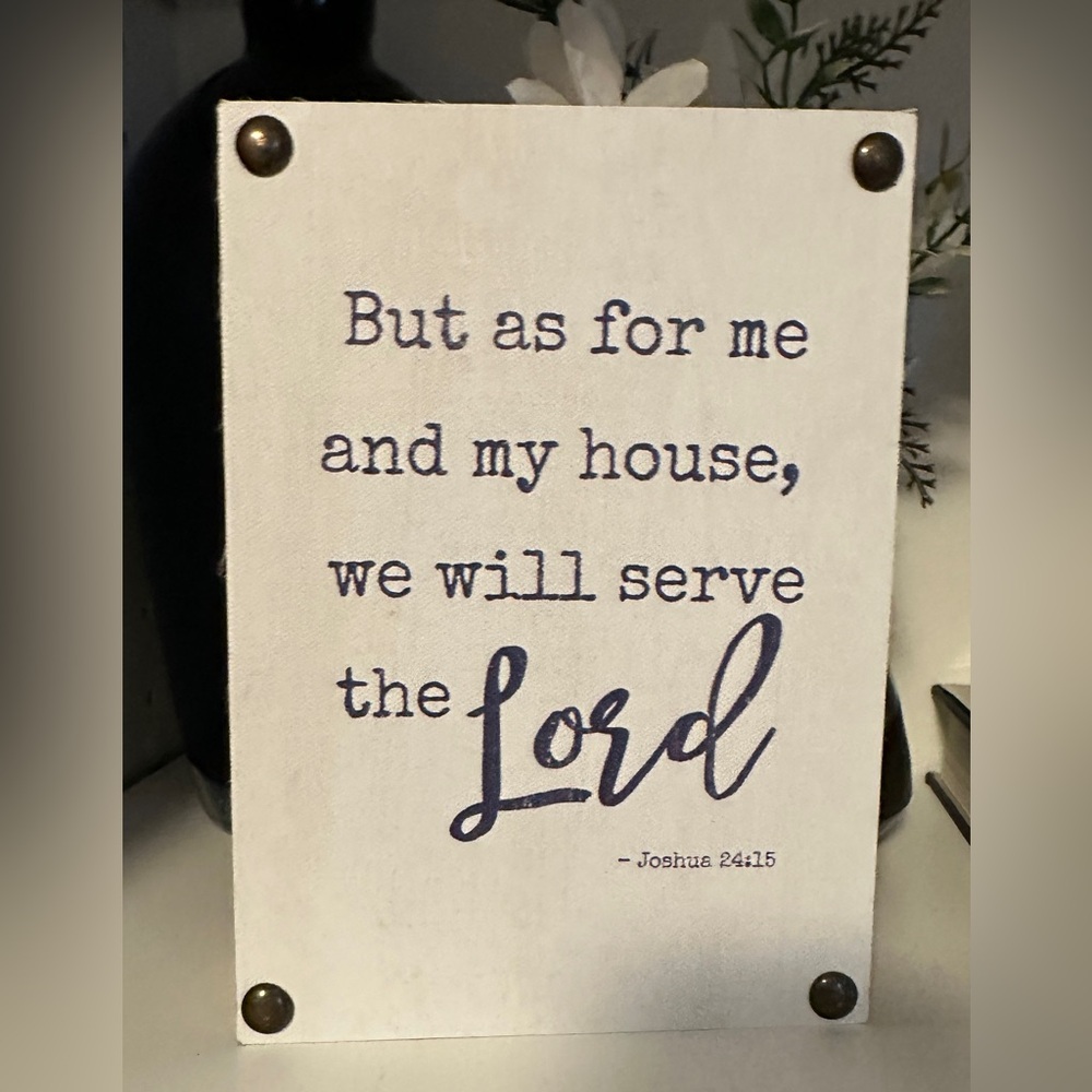 Inspirational White and Blue Wall Decor